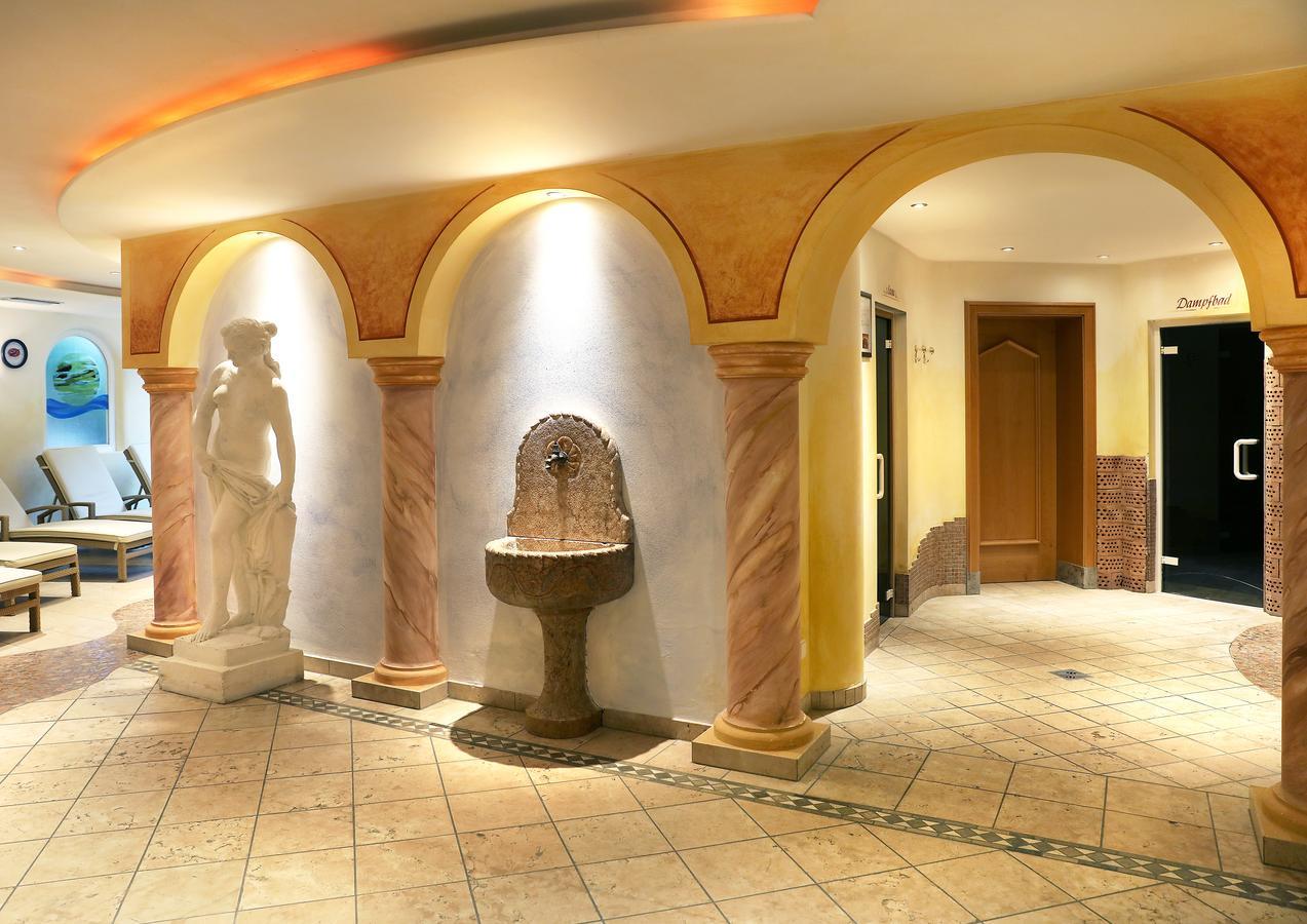 Hotel Maria Theresia シランドロ エクステリア 写真