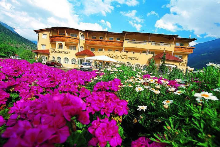 Hotel Maria Theresia シランドロ エクステリア 写真