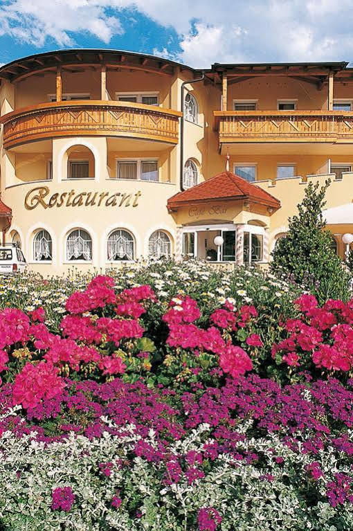 Hotel Maria Theresia シランドロ エクステリア 写真